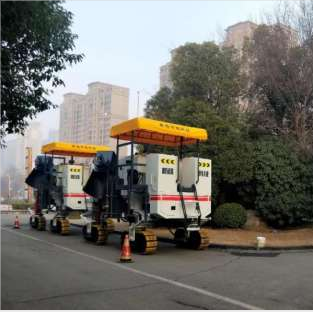 混凝土路緣石滑模成型機滑模攤鋪技術的要求和價值體現(xiàn)